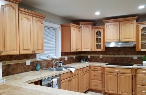 East End Condo | Spacious 2000+sqft Home, 3 min to Beach, Lighthouse & Quaint Village