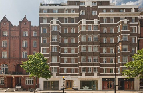 Knightsbridge Apartment | Spacious 2Bed on Sloane Street near Harrods