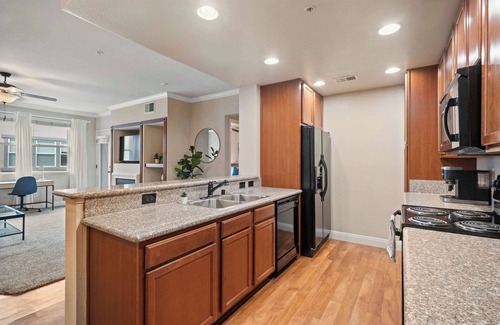 Reno/Tahoe Airport Apartment | Spacious 2BR 2BA Apartment Pool, Gym & Theater