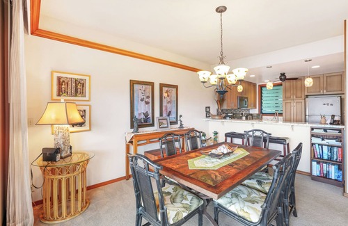Wailua Condo | Spacious 2BR Condo | Oceanfront Lanai | Washer/Dryer | BBQ