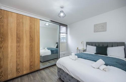 Latchmere Apartment | Spacious 2BR Gem - Close to Clapham Junction