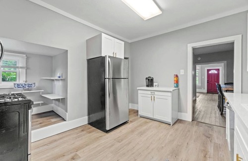 West Central House | Spacious 2BR Retreat Pet-Friendly & Cozy!
