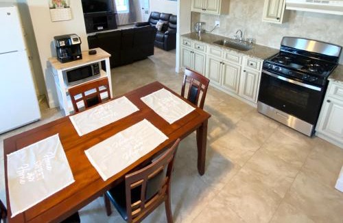 Gloucester Apartment | Spacious 2nd floor Suite