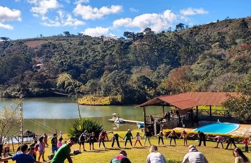 Teresopolis Cabin | Spacious 3-bedroom cabin in tranquil Vale with WiFi
