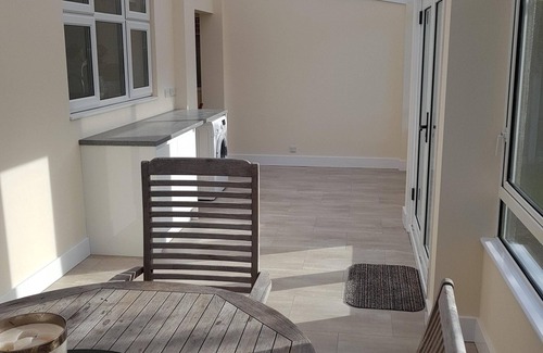 Hayling Island House | Spacious 3 bed detached house