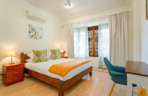 Haberfield House | Spacious 3-Bed Mid Century Home Near CBD