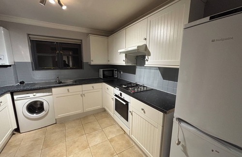 Ipswich House | SPACIOUS 3 BED ROOM FAMILY FRIENDLY HOME CONVENIENTLY LOCATED IN IPSWICH SUFFOLK