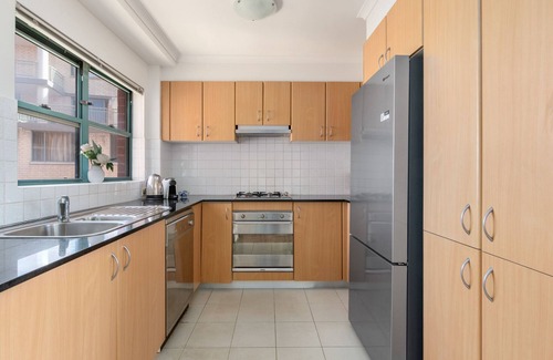 Kingsford Apartment | Spacious 3-Bed with Alfresco Dining by Amenities