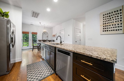 Talbot's Corner House | Spacious 3 Bedroom 6 Beds Nashville House w/Large Fenced Yard