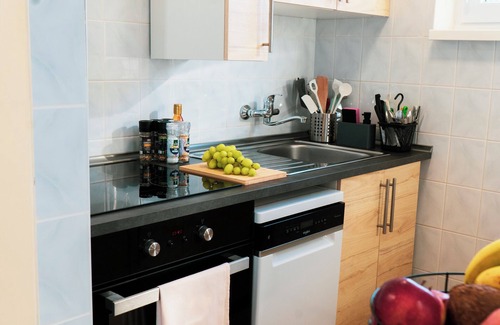 Agard House | Spacious 3-bedroom apartment with hot tub, AC in charming Gárdony
