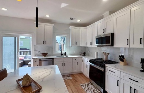 Kearny Apartment | Spacious 3-bedroom apartment New Construction with a unique New York View