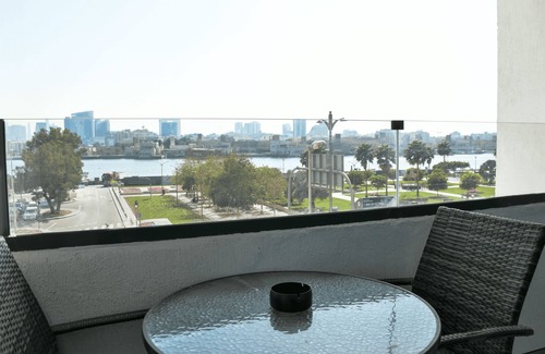 Al Rigga Apartment | Spacious 3-bedroom apartment with AC, WiFi in vibrant Dubai