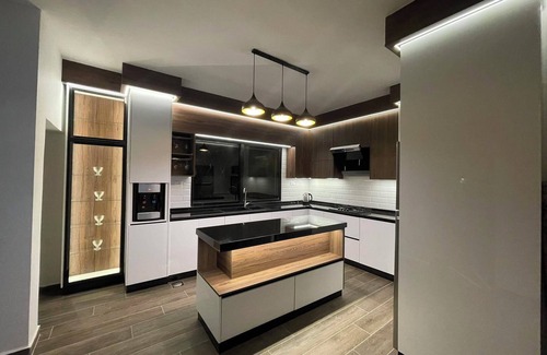 Al Abdali Apartment | Spacious 3-bedroom apartment with AC, WiFi in fabulous Amman