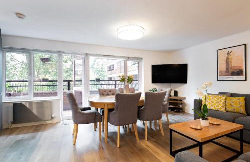Covent Garden Apartment | Spacious 3 bedroom apt in Covent Garden