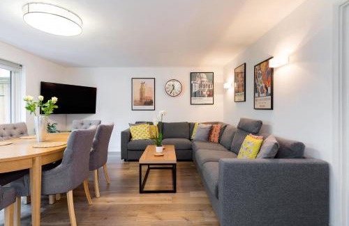 Covent Garden Apartment | Spacious 3 bedroom apt in Covent Garden