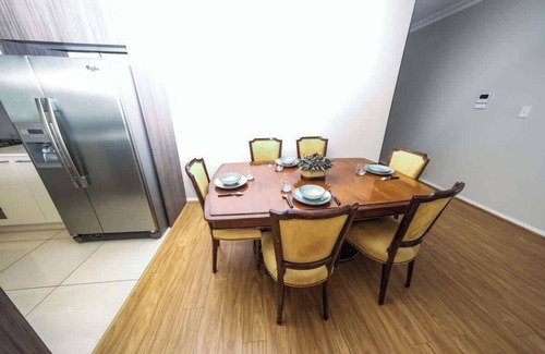 North Rocks Apartment | Spacious 3 bedroom apt lift access near Parramatta