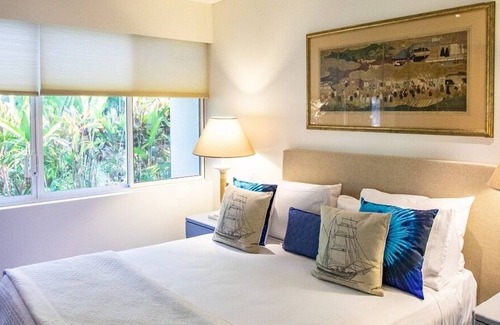 Port Douglas Villa | Spacious 3 bedroom beachfront villa, located within the Mirage Resort grounds.