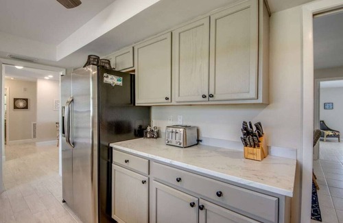 Caloosahatchee House | Spacious 3-bedroom home, private pool, near waterfront activities, great for families.
