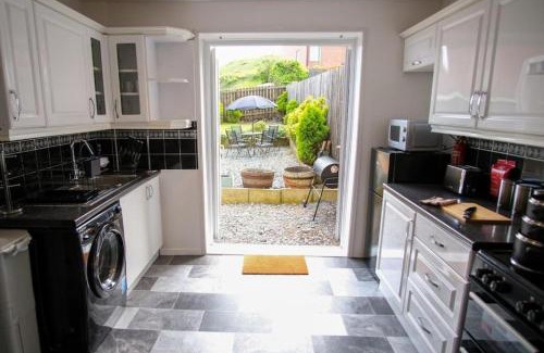 South Shields House | Spacious 3 Bedroom Home on South Shields Coast