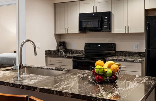 Carriage Square Apartment | Spacious 3-bedroom in welcoming Scottsdale