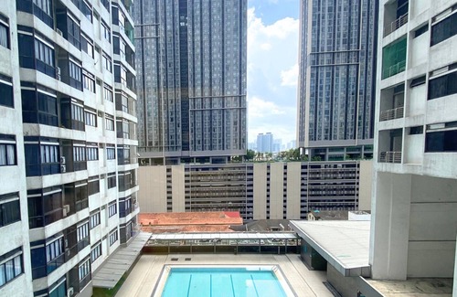 Bukit Bintang Apartment | Spacious 3-bedroom apartment in fabulous Kuala Lumpur with AC, WiFi