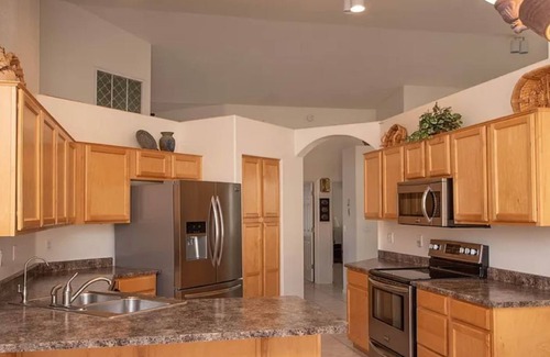 Gold Canyon House | Spacious 3-bedroom house in enchanting Gold Canyon with AC, WiFi. 55+ community