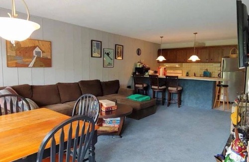 Hunter Condo | Spacious 3-bedroom condo in Hunter. Nice view of Hunter Mountain.