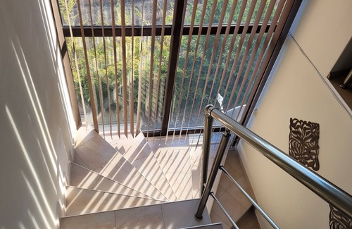 Balchik House | Spacious 3-floor house, 5-min walk to a golf club, 5-min drive to sandy beaches