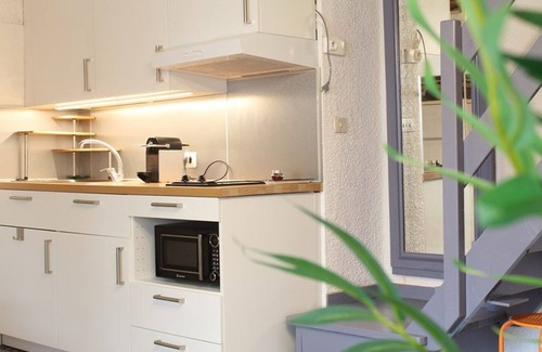Marseillan Plage Apartment | Spacious 3-Room Apartment with AC, Terrace, Parking & BBQ - Sleeps 6