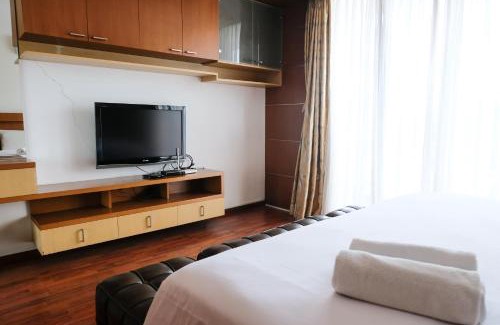 Dago Apartment | Spacious 3BR at Dago Butik Apartment By Travelio