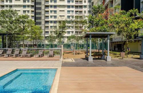 Sungai Buloh Apartment | Spacious 3BR Condo in Residensi Suasana Damai