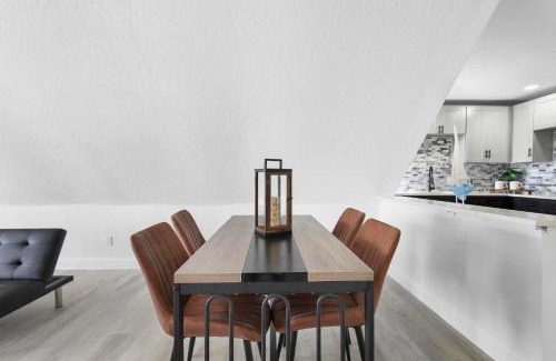 Oviedo House | Spacious 3br Oviedo Home Save 20 Wi-fi