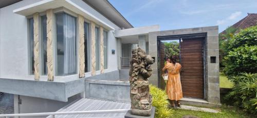 Mendoyo Villa | Spacious 3BR Villa in Jembrana