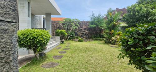 Mendoyo Villa | Spacious 3BR Villa in Jembrana