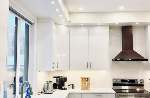 Southwest Edmonton House | Spacious 3Story,3bedroom,Pets Park,Near UofA&more attractions.Luxury starts here