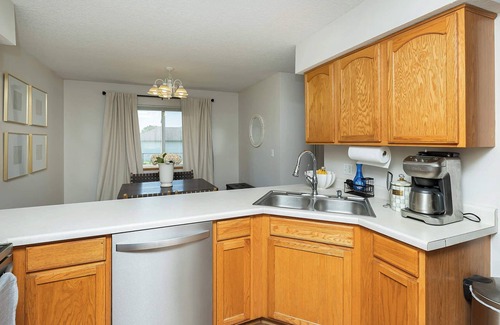 Altoona House | Spacious 4-Bed/2.5 BA Modern Home
