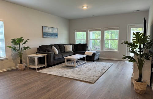 Sunset Beach House | Spacious 4-bedroom house in Carolina Shores/Calabash Beach Walk Community