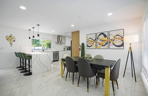 Imperial Point House | Spacious 4-bedroom house in lovely Fort Lauderdale with pool and near beach