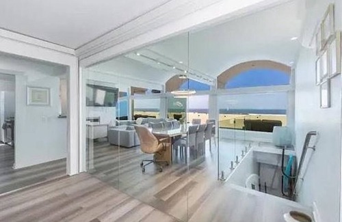 Marina Peninsula Condo | Spacious 4-bedroom condo with AC, WiFi in fabulous Marina del Rey