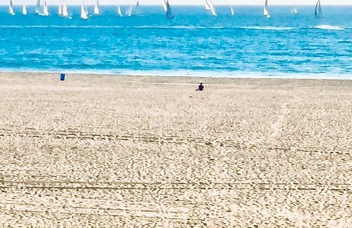 Marina Peninsula Condo | Spacious 4-bedroom condo with AC, WiFi in fabulous Marina del Rey