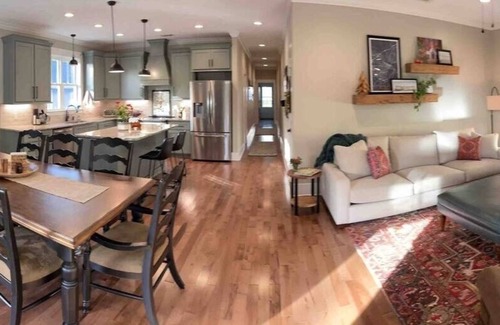 North Augusta House | Spacious 4-bedroom house with private upstairs suite