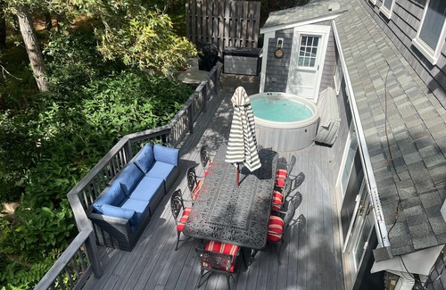Brewster House | Spacious 4 bedroom/3bath, on the Brewster/Orleans line