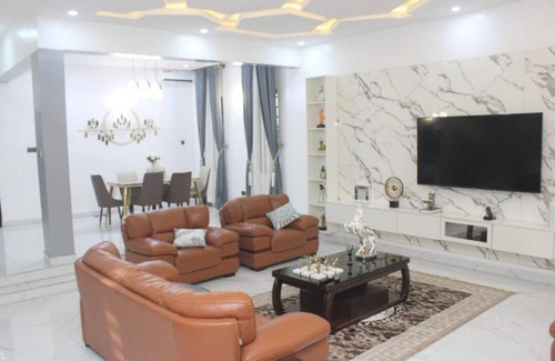 Nigeria House | Spacious 4-bedroom building in a secured and most accessible estate Ibadan.