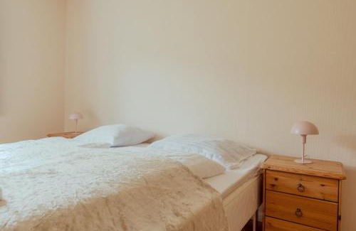 Kollafjrur House | Spacious 4-Bedroom House - Scenic Views - Parking