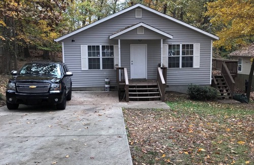 Doraville House | Spacious 4-bedroom house in cool Doraville with AC