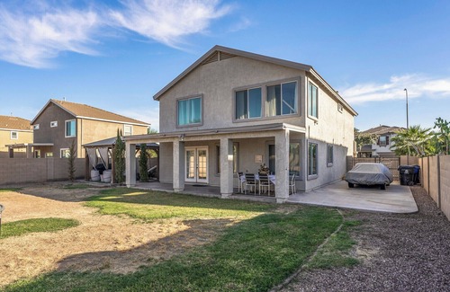 Avondale House | Spacious 4-bedroom house in charming Avondale with AC, WiFi