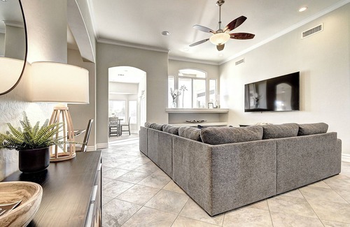 Greenfield Lakes House | Spacious 4-bedroom house in marvelous Gilbert!