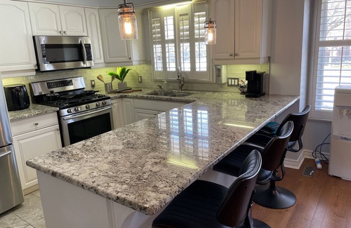 London House | Spacious 4 Bedroom House Closed to Masonville UH UWO