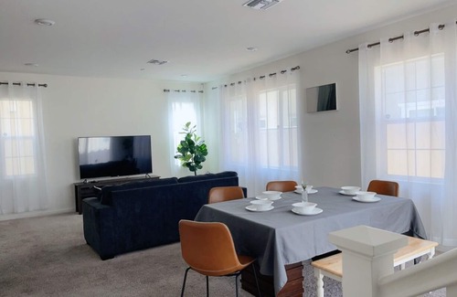 Chino House | Spacious 4-bedroom house with WiFi, AC in peaceful Chino