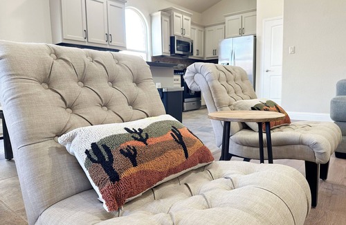 Odessa House | Spacious 4-bedroom house in Odessa with close to restaurants and retail stores.